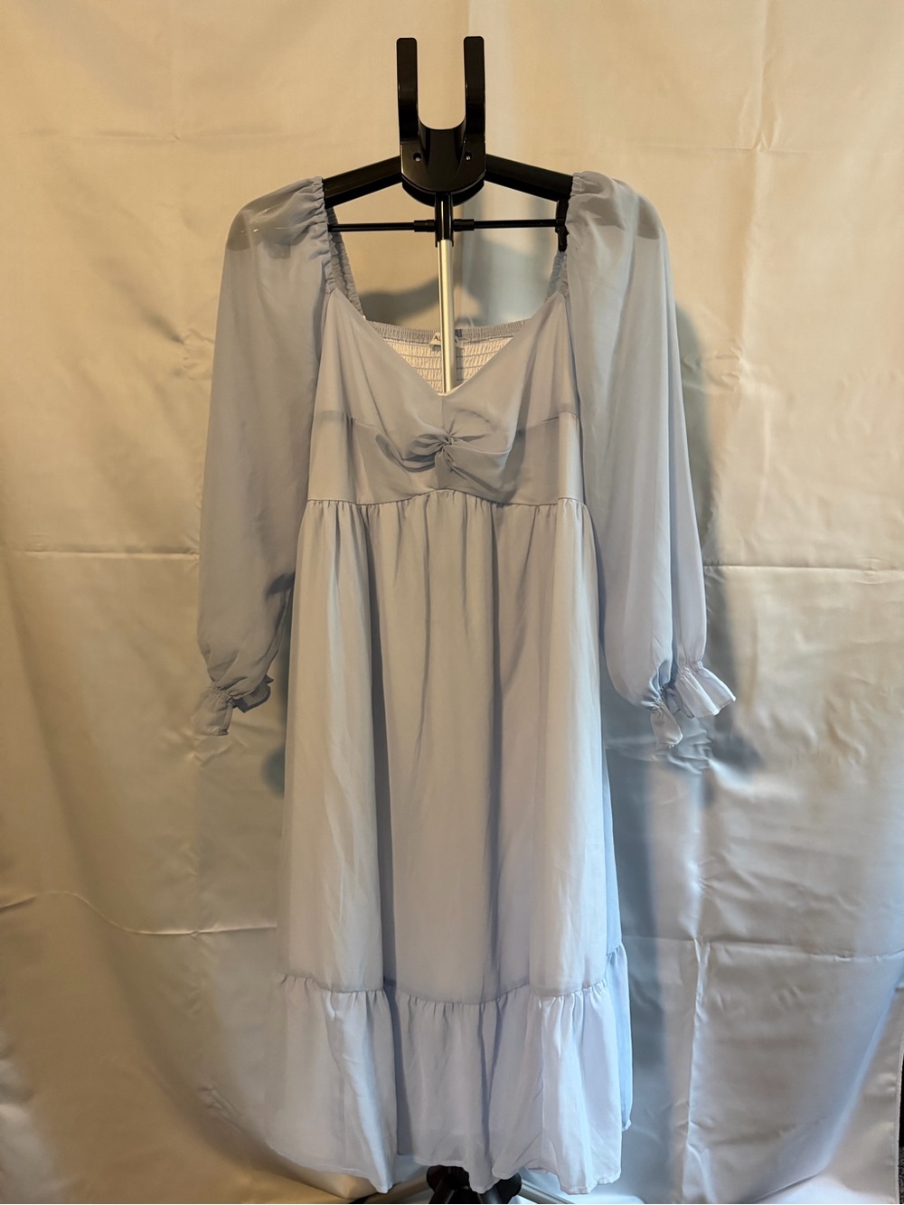 Soft Blue Puff-Sleeve Midi Dress with Front Knot